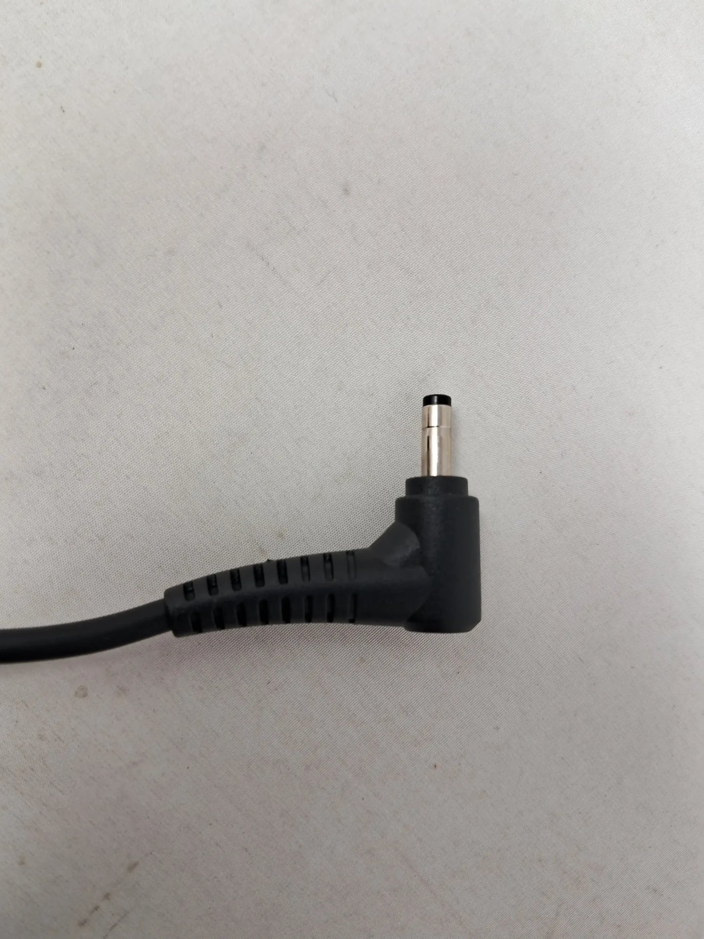 Lenovo 45W Small Pin Adapter with Power Cable-4X21N84434